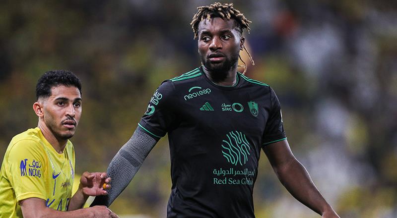 Martin Terrier için Rennes ile masada olan Fenerbahçe, Al-Ahli'ye 1 yıllık kiralama teklifi yaptı ve Allan Saint Maximin'in 12 milyon Euro olan maaşının yarısını ödemeyi taahhüt etti. Fransız yıldızın da sarı laciverlilere sıcak baktığı öğrenildi. (TAKVİM)